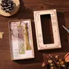Marcadores de Libro Huecos Estilo Antiguo, Marcadores de Libro Metálicos Estilo Chino Clásico, Souvenirs Culturales y Creativos de Alta Gama y Exquisitos de la Ciudad Prohibida, Se Pueden Personalizar