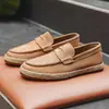 X618 Novos Mocassins de Couro Genuíno para Negócios, Mocassins Slip-On de Camurça para Dirigir com Preguiça, Sapatos Casuais Versáteis para Homem