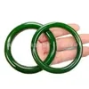 Atacado do Fabricante Pulseiras Finas Redondas e Planas de Imitação de Jade Hetian Verde Espinafre Feitas com Materiais Mongóis, Pulseiras de Beleza