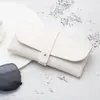 BLACK STUDIO Preto e branco couro estojo para óculos fivela de unha estojo macio estojo de transporte estojo para óculos de sol