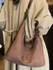 Bolsa de mano casual y minimalista de estilo coreano para mujer, perfecta para ir al trabajo, con un diseño retro, alto atractivo estético y una correa de hombro a la moda - la nueva colección otoño 2026