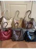 Bolsa de mano grande transfronteriza para mujer, bolso de hombro casual vintage estilo coreano nuevo, mochila simple y elegante para mujer