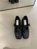 Sapatos Mary Jane retrô para mulheres 2024 Outono Estilo francês Elegante com saia Bico quadrado Boca rasa Salto grosso Sapatos de deslocamento