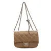 Bolso Pequeño Bordado Lingge para Mujer 2023 Nuevo Popular Popular Versátil Bolso Cruzado de Cadena Super Fuego Bolso Cuadrado Pequeño de Hombro