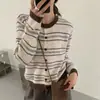 Cardigan Suéter Listrado Color Block Retrô para Mulheres, Engrossado, Novo Outono/Inverno 2026, Solto, Malha Macia, Top Casaco