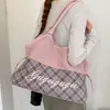 Bolso Tote de Patchwork a Cuadros con Parches de Gamuza Estilo Coreano de Nicho para Mujer 2026 Otoño/Invierno Nuevo Color Block Letras Bolso de Hombro Único