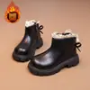 Botas Martin para Niñas 2025 Invierno Nuevos Zapatos Infantiles Zapatos de Princesa para Niña Pequeña Botines de Cuero con Doble Capa de Felpa de Algodón