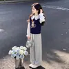 Roupa de outono estilo coreano para meninas: conjunto de colete de urso de desenho animado, camisa com gola de boneca e calça casual lisa simples