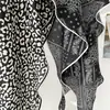 Lenço de Seda Estampado Levemente Luxuoso para Mulheres, Lenço Triangular, Lenço Triangular Decorativo de Seda, Lenço de Pescoço, Xale, Atacado