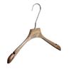 Cabides de Resina para Lojas de Roupas, Cor Café com Textura de Madeira de Alta Qualidade, Tendência para Roupas Femininas, Cabides de Plástico de Marca de Luxo, Marca de Pele