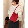 Bolsa de mão casual moderna com textura vintage de alta qualidade, nova 2026, bolsa versátil de ombro único, sob o braço, trançada