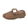 Zapatos postparto lana de cordero suela plana invierno 2026 forro polar estilo coreano zapatos de algodón para mujer cubierta de talón cálido velcro mágico moda