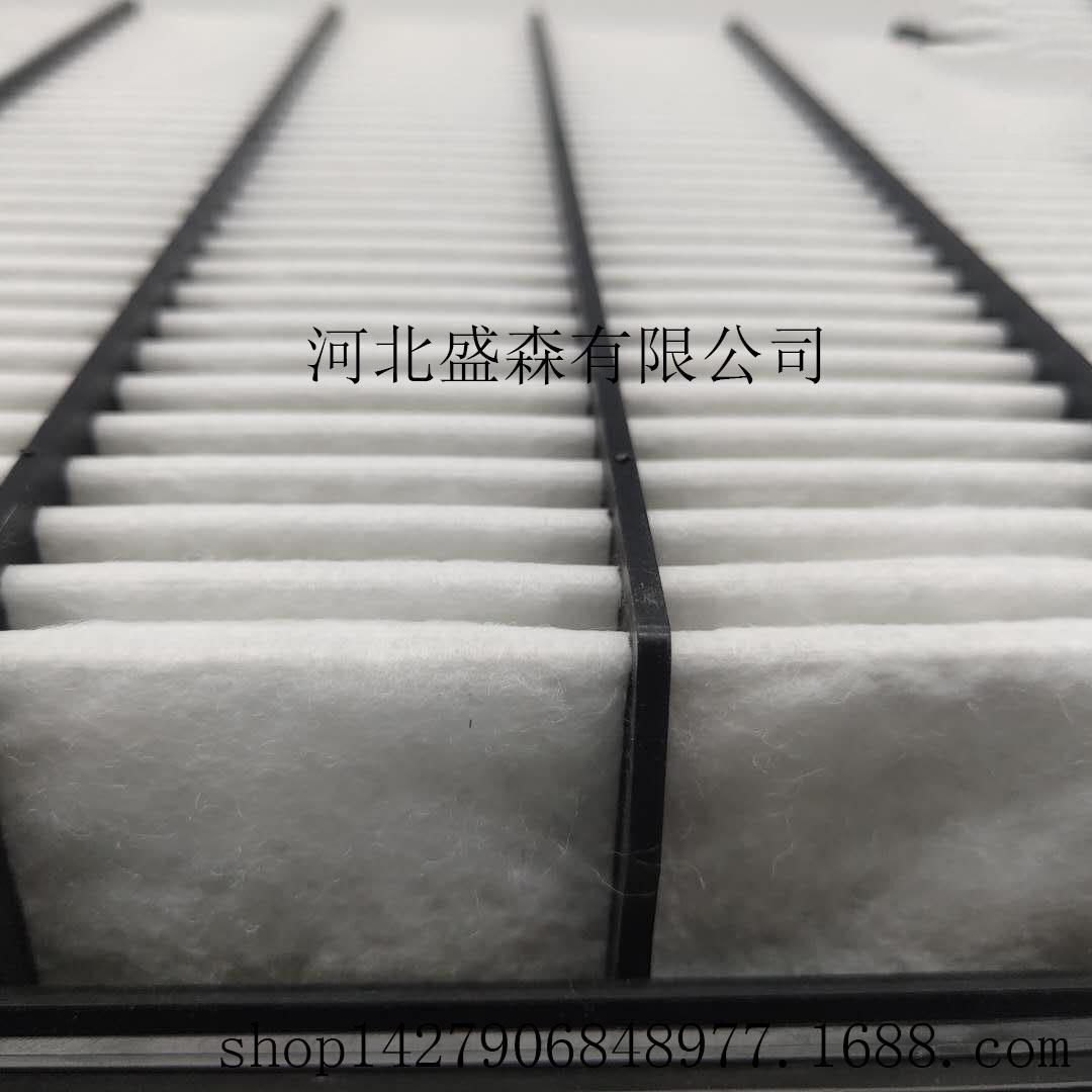 15051028698_976843533