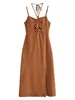 Vestido de Moda Femenina 2026 Estilo Bohemio Transfronterizo Europeo y Americano con Escote Halter de Tirantes, Longitud Media y Abertura