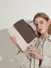 Bolso Tote Bandolera Personalizado de Diseño de Nicho Color Contrastante para Mujer Cuero Genuino Ropa de Trabajo de Gama Alta Gran Capacidad Bandolera Única