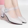 Zapatos de mamá zapatos de una sola capa tacón alto cuero genuino primavera y otoño zapatos de mujer 2023 nuevo primavera de mediana edad hebilla primavera