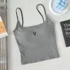 Nova camisola estilo puro-desejo com bojos de látex, adequada para usar em camadas ou sozinha, linda lingerie nas costas para garotas ousadas, camisola de verão para mulheres