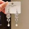 Brincos Folha Coração Cravejados com Diamantes de Pérola Imitação Prata Agulha Luxo Leve Estilo Cool Nicho Moda de Ponta Brincos Elegantes para Mulheres