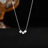 Tres collares pequeños de terrón de azúcar cúbico para mujer, modernos y sencillos, con un diseño de nicho, estilo ins fresco y minimalista, elegante cadena para la clavícula