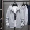 2026 Roupa Antissol Tendência Nova Transfronteiriça para Homens, Jaqueta Fina para Esportes ao Ar Livre no Verão, Jaqueta Respirável com Proteção UV para a Pele