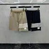 Pantalones Cortos de Alta Calidad TB Serie Bordada de Cuatro Rayas Rojo Blanco y Azul de Principios de Primavera Nuevo Clásico para Hombres y Mujeres