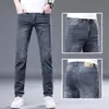 Jeans de seda de hielo azul claro de alta gama italianos para hombre, pantalones casuales de negocios rectos delgados de ajuste slim elásticos de verano