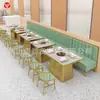 Rede de restaurantes de hot pot e churrasco personalizados, cabines de ferro forjado, combinação de sofá e cadeiras com mesa, móveis comerciais de restaurante ocidental de luxo leve