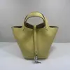 Bolsa de Mão de Couro Bovino Tc de Primeira Camada de Alto Padrão Costurada Semi-Manualmente com Fio Encerado Ferragens de Aço 18cm Estilo Cesta Bolsa Saco