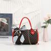 Bolsa de almohada estampada bolso de señora 2023 transfronterizo bolso de mujer al por mayor bolso bandolera de cadena para señora bolso de mano con bufanda de seda
