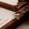 Brincos de Zircônia Piscante Estilizados Empilhados para Orelha Óssea Feminina, Design Pequeno e Simples, Brincos de Orelha Óssea de Luxo Acessível de Nicho