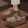 Novos Tamancos de 2025 com Solado Grosso e Bico Fechado, Sandálias de Plataforma Antiderrapantes para Uso Externo, Chinelos Birkenstock