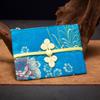 Monedero pequeño estilo chino Nanjing Yunjin con hebilla de cheongsam y brocado tejido, ideal para llevar tarjetas y enviar al extranjero.