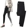 Nuevos pantalones vaqueros de talle alto y corte cropped para mujer para otoño e invierno, con un diseño asimétrico, corte ajustado y silueta de pierna de lápiz, que ofrecen un efecto adelgazante y elasticidad.