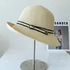 Chapéu de pescador de palha com fita estilo Xiaoxiang para crianças, verão, viagem, proteção solar, chapéu de palha, férias na praia, chapéu de praia, chapéu balde versátil, moda