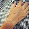 Acessórios de Pulseira de Nicho Criativos e Elegantes Europeus e Americanos para Mulheres Pulseira Escrava da Moda Corrente de Contas de Zircônia Cúbica Pulseira de Dedo