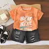 Conjunto de Verano para Niños 2026 Estilo Nuevo Ropa Delgada de Verano para Bebé Conjunto de Dos Piezas de Manga Corta con Cadena de Letras para Niños Venta al por Mayor