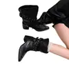 Botas de motorista con tacón grueso y hebilla de cinturón, botas cortas adelgazantes y versátiles, diseño de nicho otoño 2026, botas Martin retro con tachuelas y punta fina