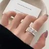Anillo de Cruz de Línea Multicapa de Plata de Ley S925 para Mujer, Moderno, Exquisito y de Alta Gama, Anillo Apilable con Ágata Blanca para el Dedo Índice