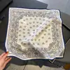 Lenço de Seda Pequeno com Bolinhas Doces Estilo Coreano Lenço Decorativo de Seda de Amora Feminino Xale Elegante de Seda Lenço Quadrado 53 Primavera e Outono