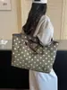 Bolso de Hombro Retro de Lunares Otoñal Relajado para Mujer Moda Versátil Gran Capacidad Casual para Viajes Diarios Bolso de un Solo Hombro