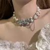 Collar de Metal Francés con Borla de Perlas y Mariposa para Mujer, Lujo Accesible Cadena de Clavícula Gargantilla de Gama Alta de Nicho