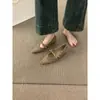 Sapatos Peludos Cinza de Luxo Francês para Mulheres, Novo Estilo Outono e Inverno 2025, Sapatos de Salto Plataforma Confortáveis para o Trabalho