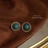 Pendientes de Botón de Lujo de Estilo Francés Vintage, Elegantes y Versátiles, Chapados en Plata con Diseño Elaborado, Pendientes de Declaración Hechos de Fábrica