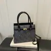 Bolsas de Mano Retro Europeas y Americanas para Mujer, Gran Capacidad, Estilo Nuevo, Bolso de Hombro Elegante Estampado, Diseño Elegante, Bolso Tote Cruzado Moderno