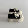 Zapatos de lona populares de suela gruesa y cabeza grande feos lindos combinables para mujer 2025 primavera nuevos de punta redonda casuales de tabla tendencia