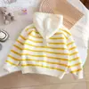 Suéter con Capucha de Punto para Niña Otoño/Invierno 2026 Cárdigan Elegante Versátil Abrigo para Niñas Pequeñas Dropshipping Transfronterizo