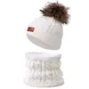 Gorro de lana para niños de pelo real de mapache, gorro con dos pompónes, conjunto de bufanda de dos piezas, gorro de punto nuevo, juego de cuello acolchado con terciopelo