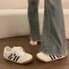 Sapatos de Ballet Retro Femininos 2026 Outono Novo Versátil Leve Confortável Solado Macio Esportivo Casual Tênis