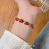 [Problemas de Bayas] Pulsera de Patchwork de Fresa con Goteo Rojo Estilo Coreano para Mujer Sentido del Diseño Pequeña Fresca Linda Dulce Pulsera