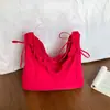 Bolsa feminina de grande capacidade para uso transfronteiriço, nova coleção outono 2026, bolsa de ombro versátil e elegante, bolsa tote moderna e casual para o trabalho e uso diário